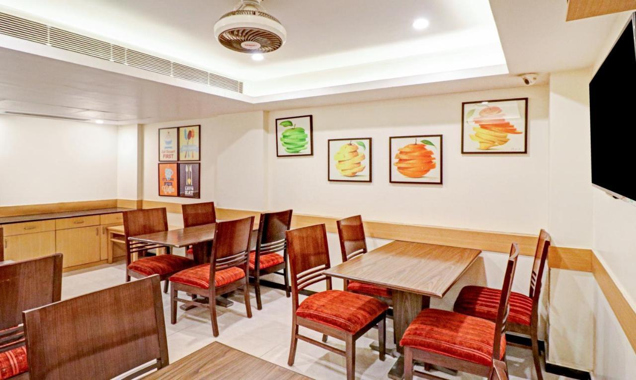 Treebo Galaxy Rooms Yeni Delhi Dış mekan fotoğraf