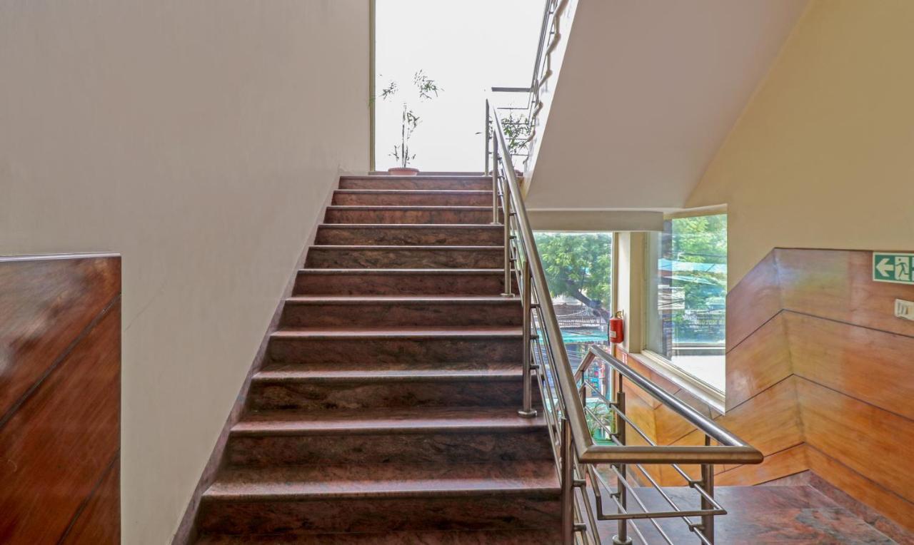 Treebo Galaxy Rooms Yeni Delhi Dış mekan fotoğraf